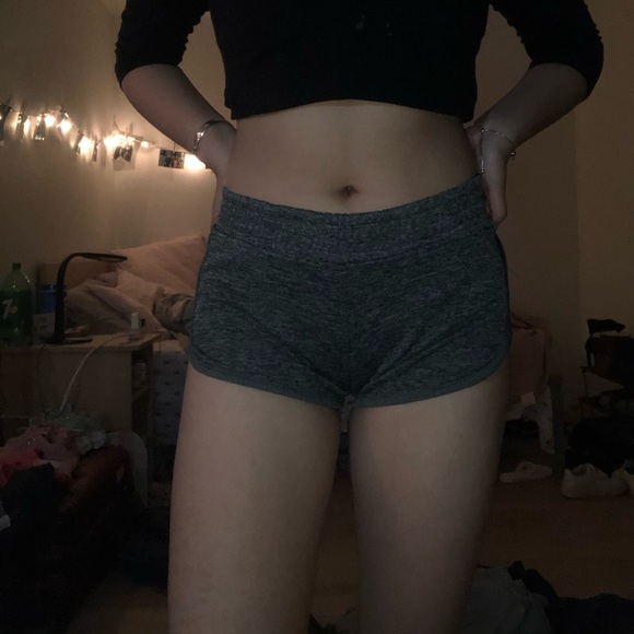 Blue notes booty shorts - Picture 2 of 3